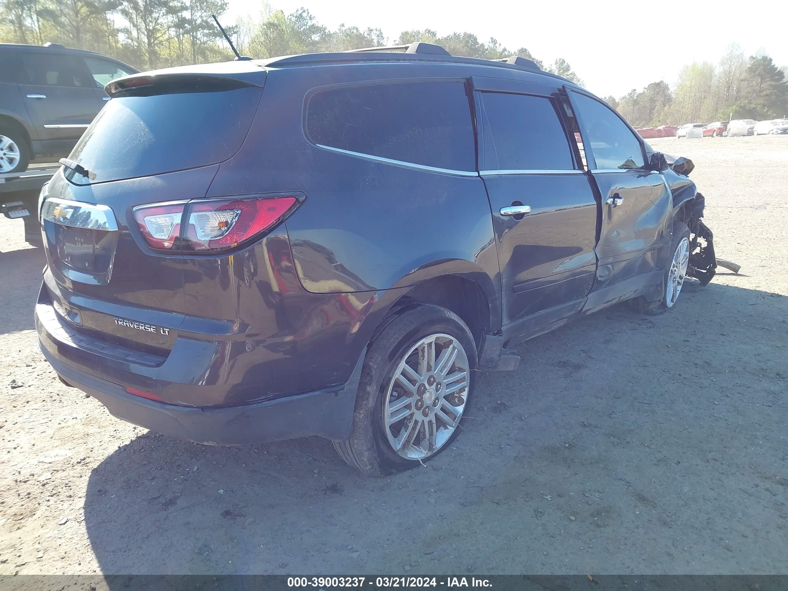 Photo 3 VIN: 1GNKRGKD4FJ307074 - CHEVROLET TRAVERSE 