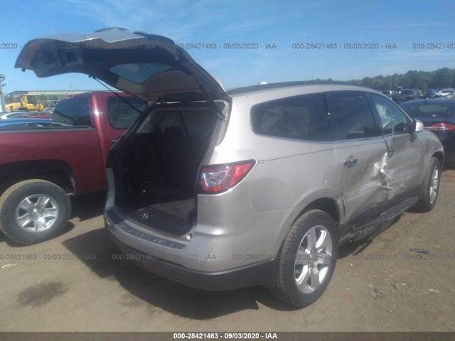 Photo 3 VIN: 1GNKRGKD5HJ156510 - CHEVROLET TRAVERSE 