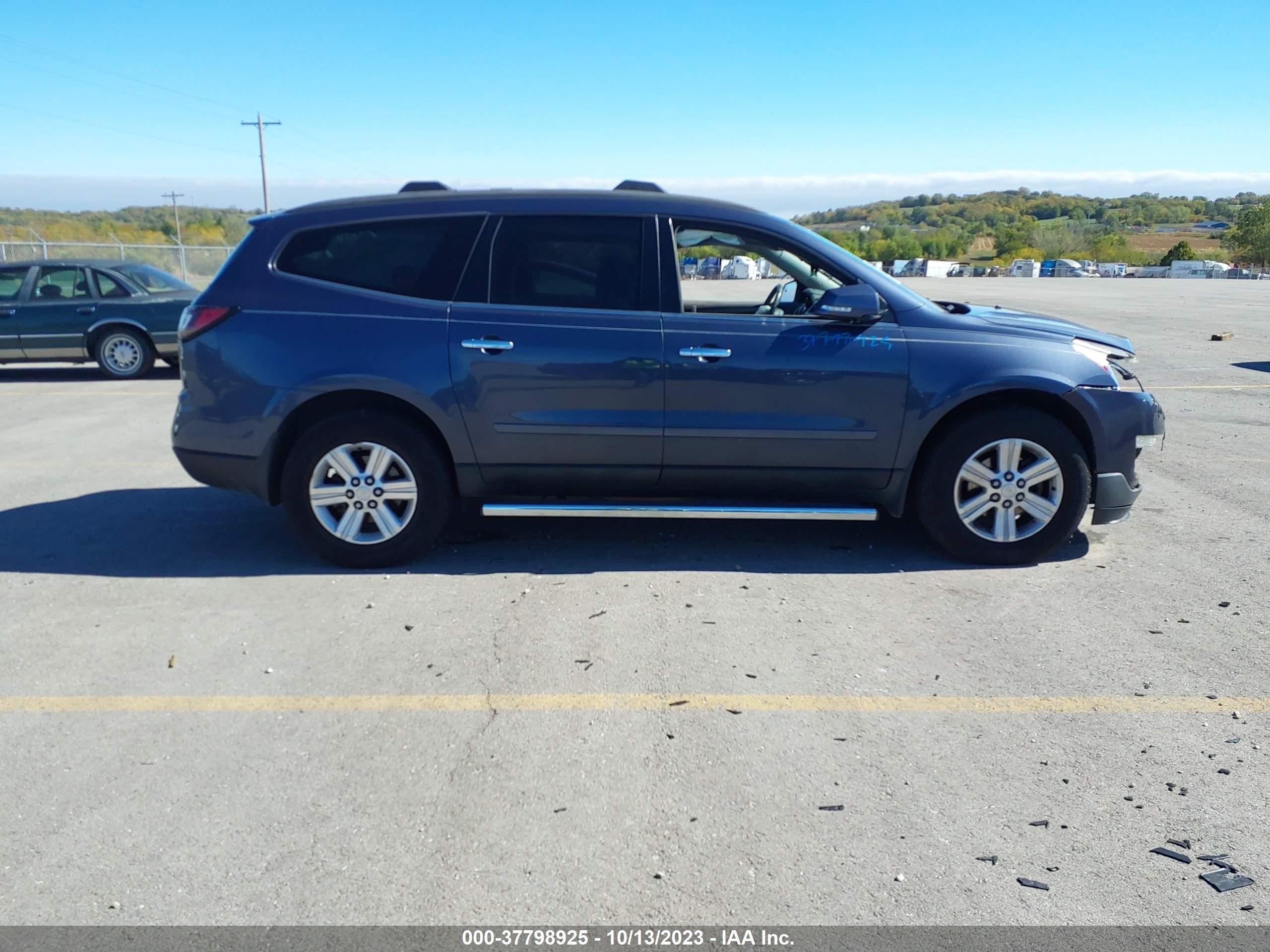 Photo 12 VIN: 1GNKRGKD6DJ183077 - CHEVROLET TRAVERSE 