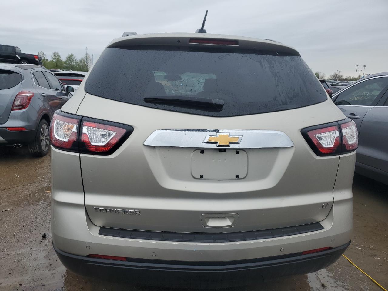 Photo 5 VIN: 1GNKRGKD6HJ252632 - CHEVROLET TRAVERSE 