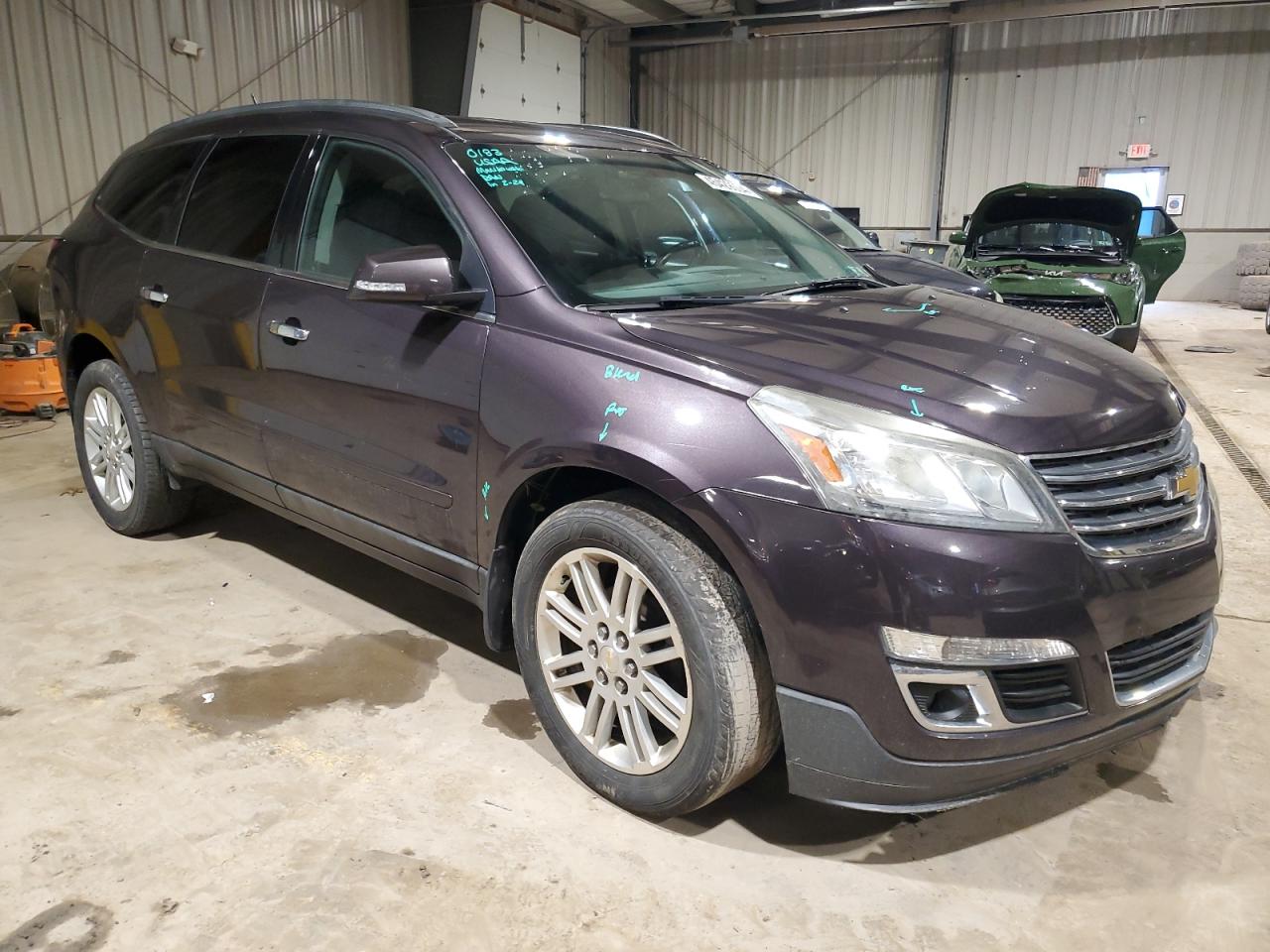 Photo 3 VIN: 1GNKRGKD7FJ111811 - CHEVROLET TRAVERSE 