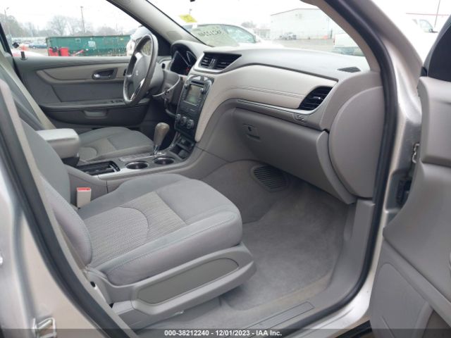 Photo 4 VIN: 1GNKRGKD7GJ260429 - CHEVROLET TRAVERSE 