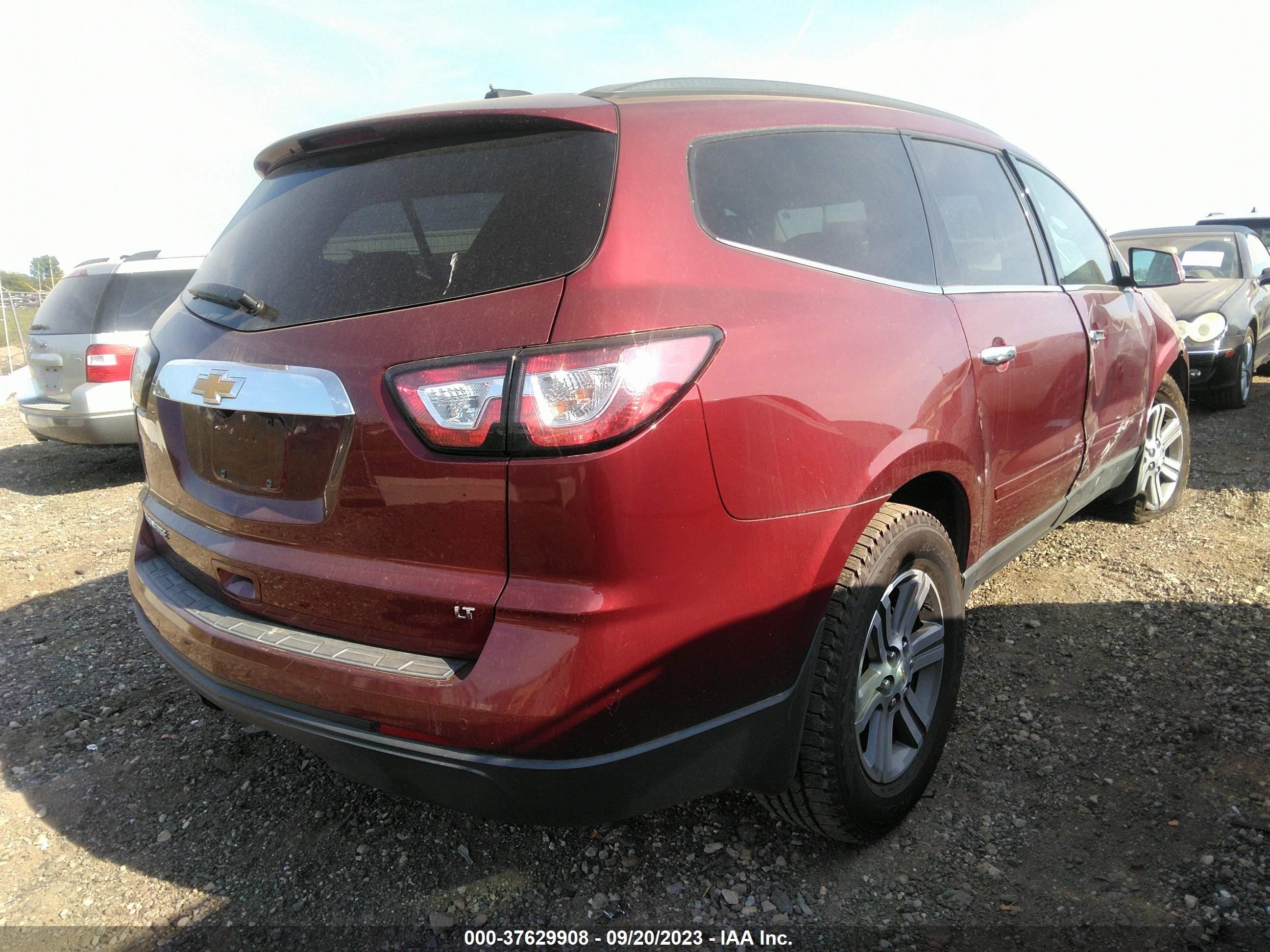 Photo 3 VIN: 1GNKRGKD7HJ238965 - CHEVROLET TRAVERSE 