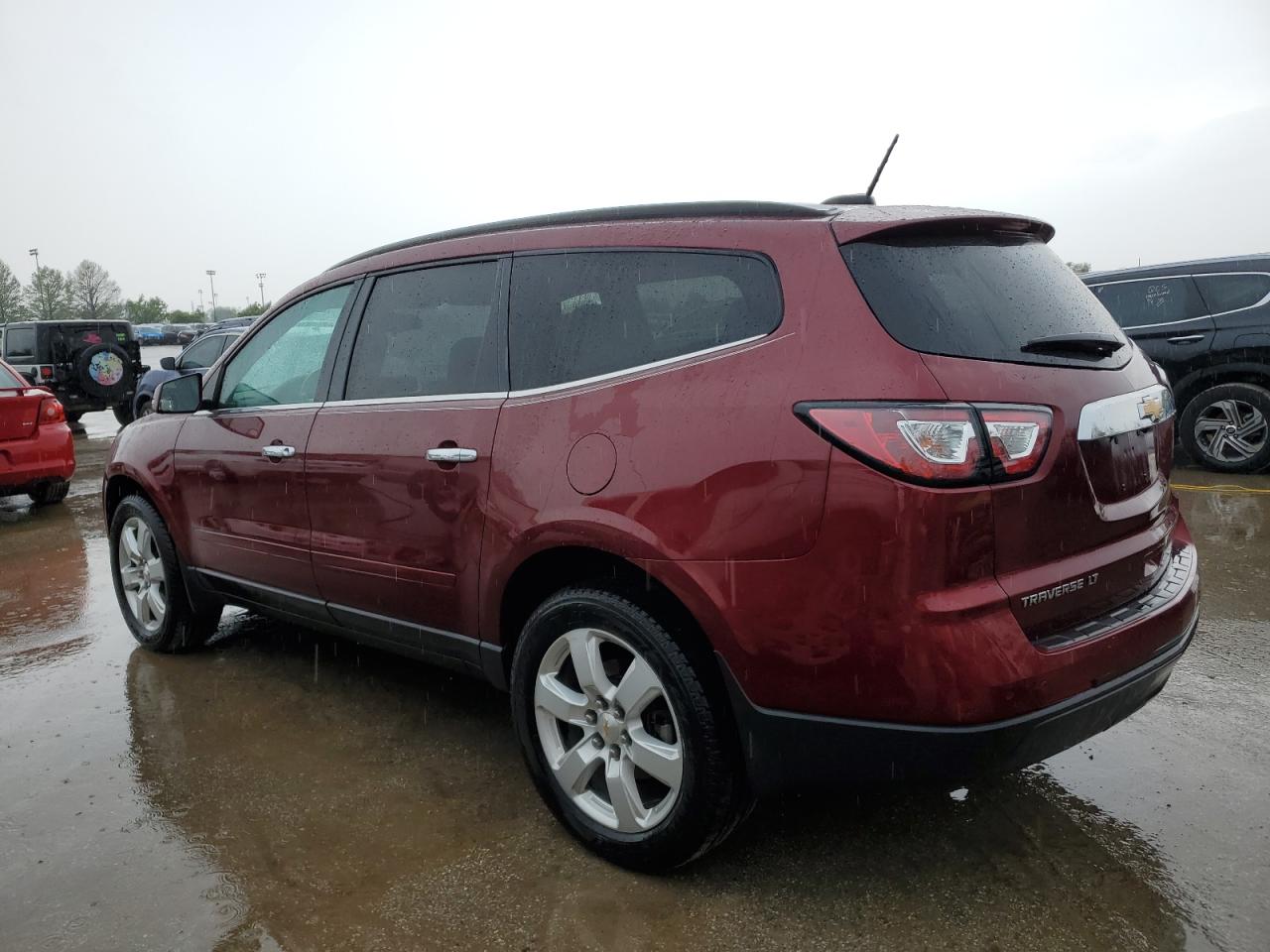 Photo 1 VIN: 1GNKRGKD8HJ323832 - CHEVROLET TRAVERSE 