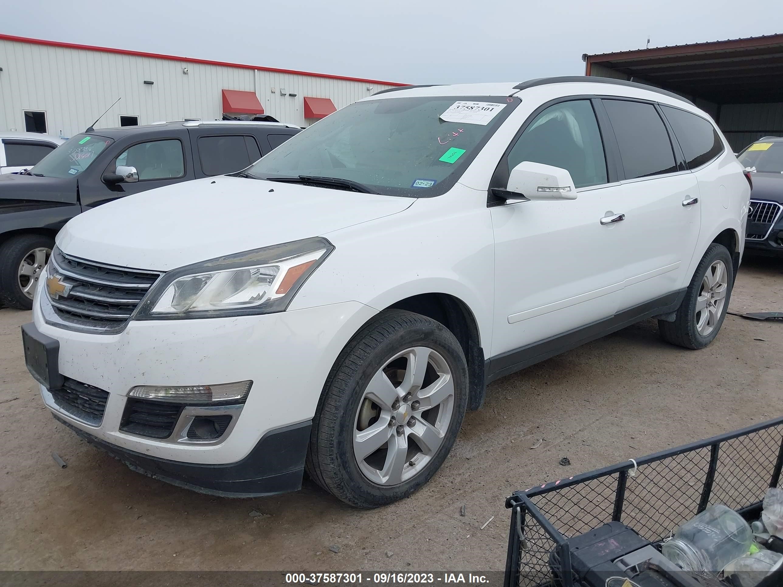 Photo 1 VIN: 1GNKRGKD9GJ205108 - CHEVROLET TRAVERSE 