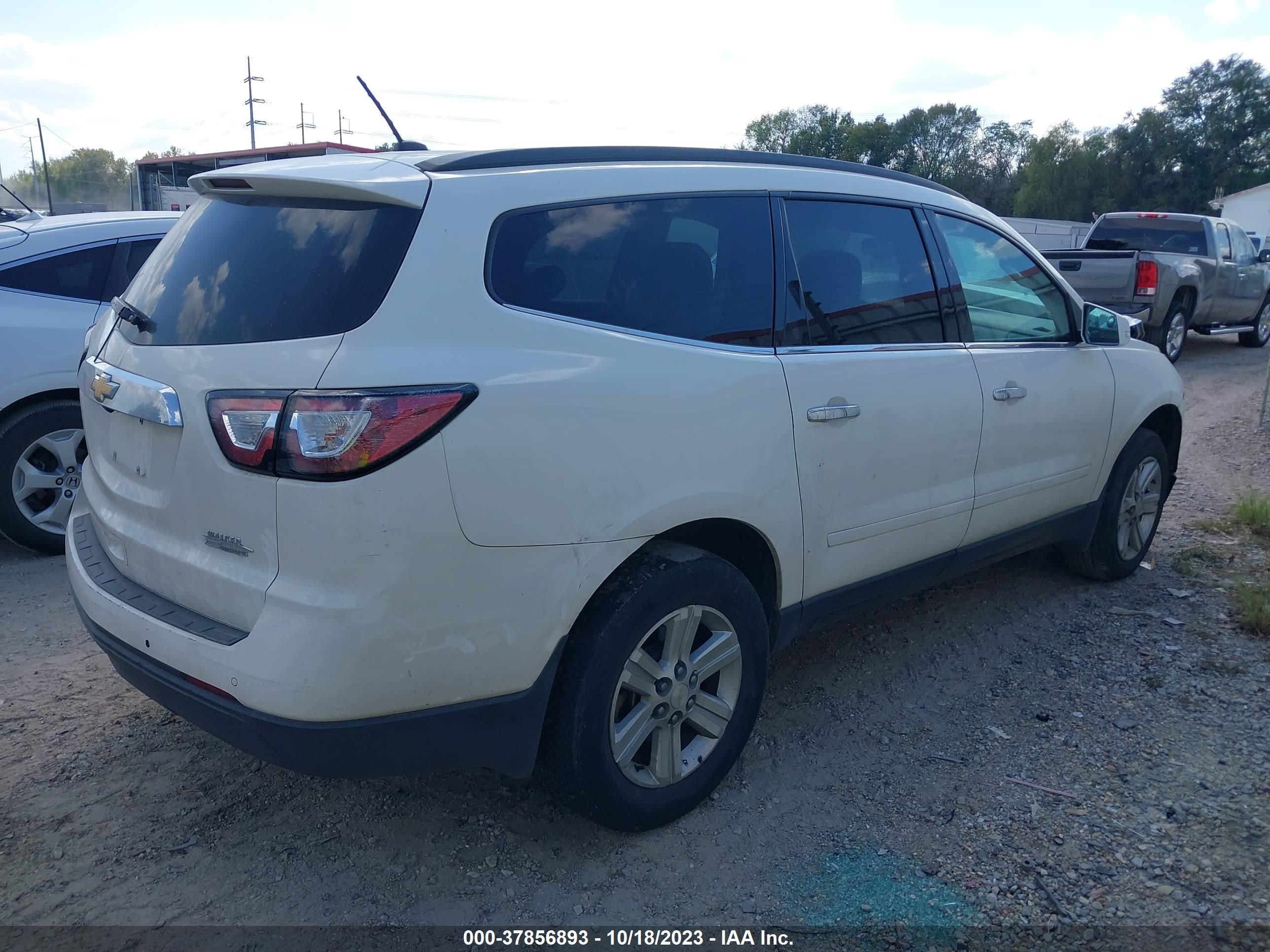 Photo 3 VIN: 1GNKRHKD0EJ372718 - CHEVROLET TRAVERSE 