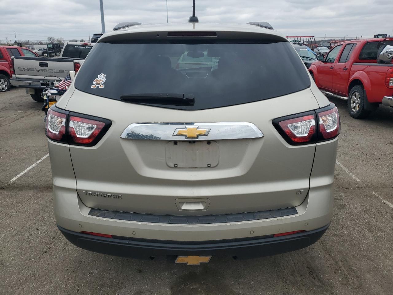 Photo 5 VIN: 1GNKRHKD0HJ230230 - CHEVROLET TRAVERSE 