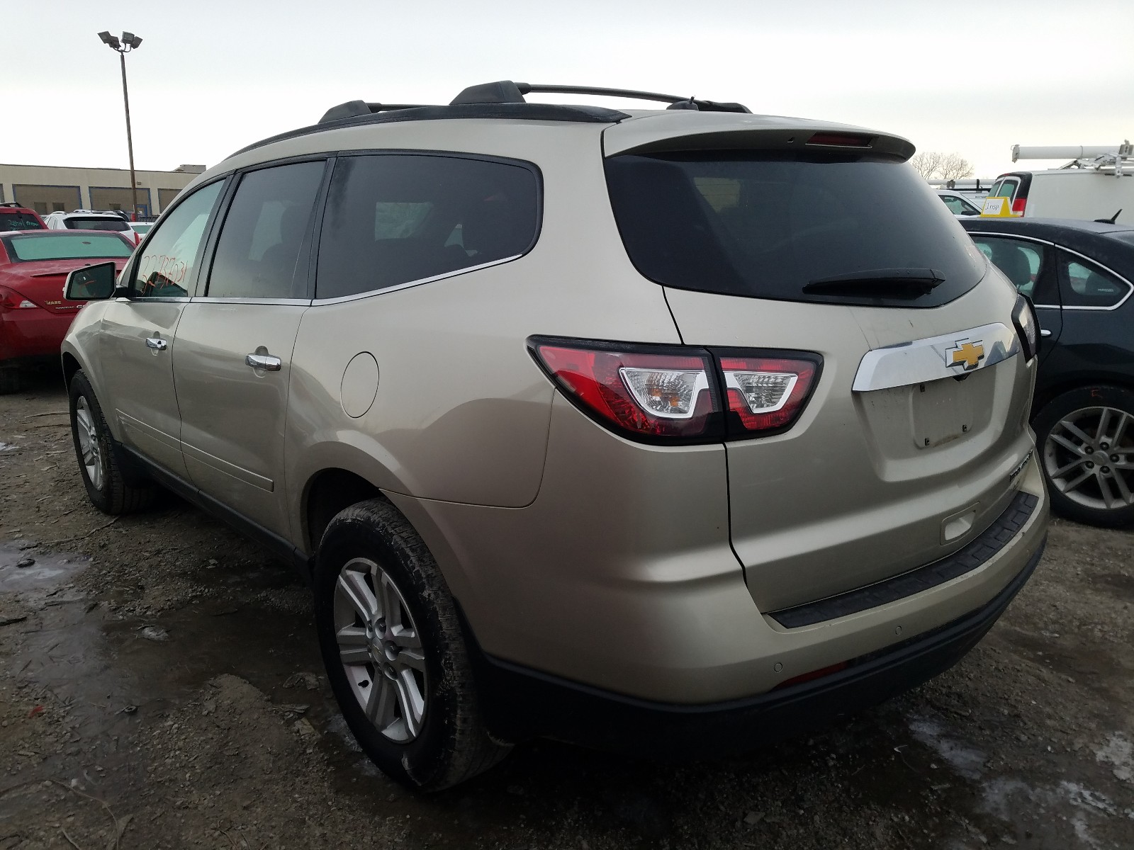 Photo 2 VIN: 1GNKRHKD3EJ135057 - CHEVROLET TRAVERSE L 