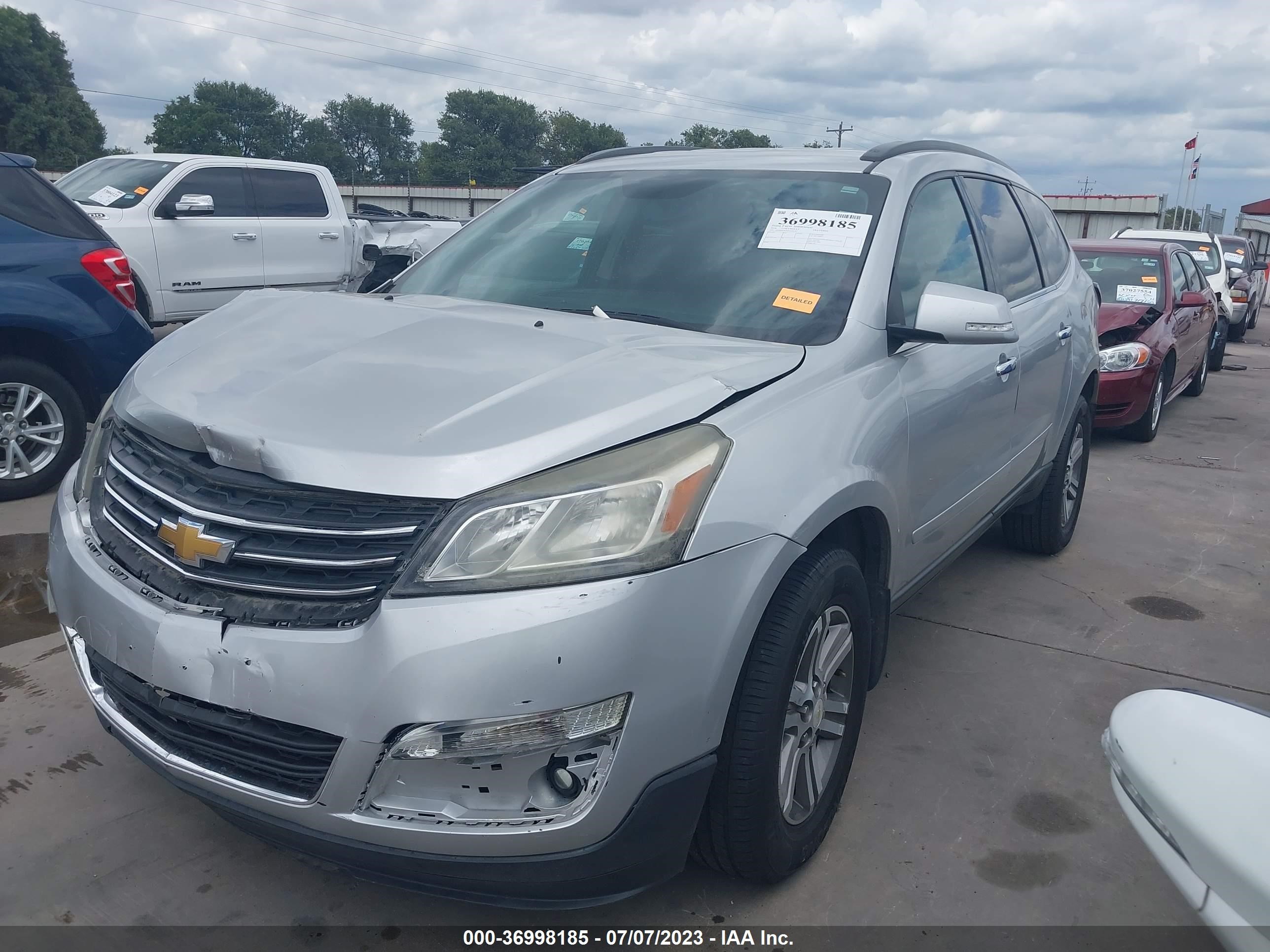 Photo 1 VIN: 1GNKRHKD3GJ223187 - CHEVROLET TRAVERSE 