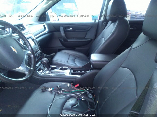 Photo 4 VIN: 1GNKRHKD3HJ121289 - CHEVROLET TRAVERSE 