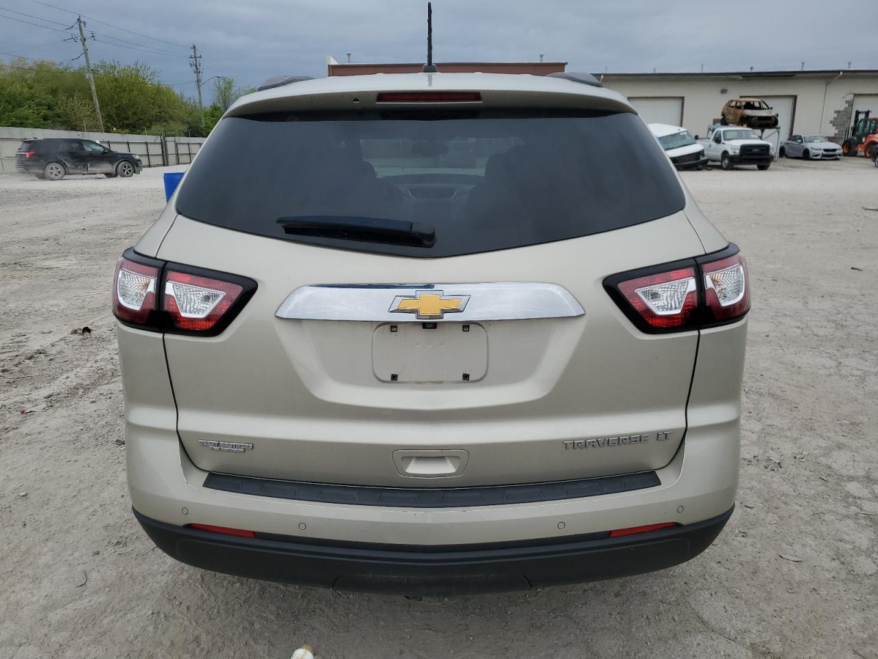 Photo 5 VIN: 1GNKRHKD4FJ101839 - CHEVROLET TRAVERSE 