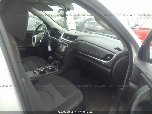 Photo 4 VIN: 1GNKRHKD4GJ185596 - CHEVROLET TRAVERSE 