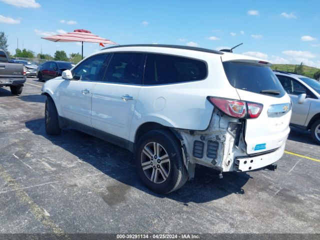 Photo 2 VIN: 1GNKRHKD4GJ186392 - CHEVROLET TRAVERSE 