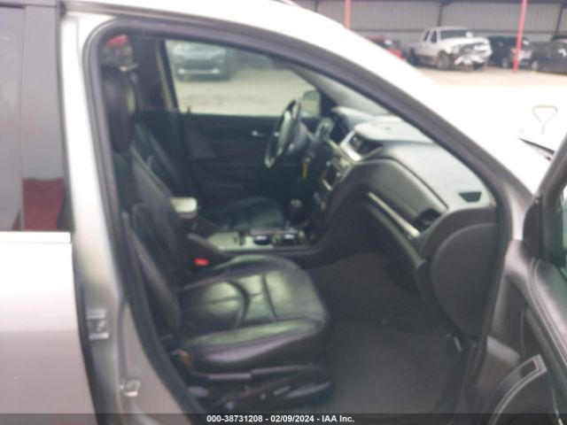 Photo 4 VIN: 1GNKRHKD4HJ117476 - CHEVROLET TRAVERSE 