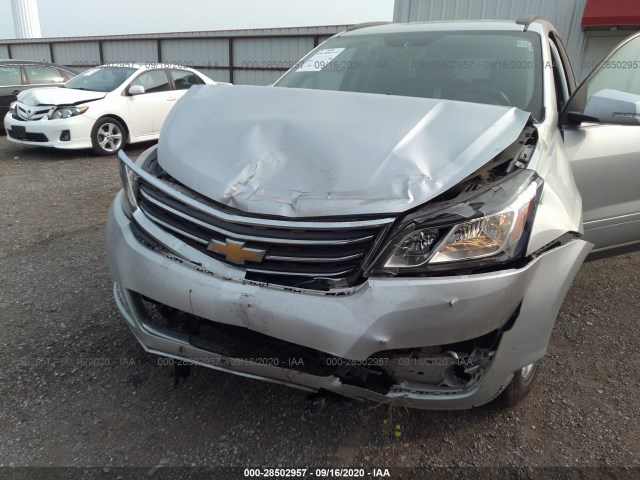 Photo 5 VIN: 1GNKRHKD6EJ254382 - CHEVROLET TRAVERSE 