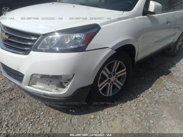 Photo 5 VIN: 1GNKRHKD7FJ266476 - CHEVROLET TRAVERSE 