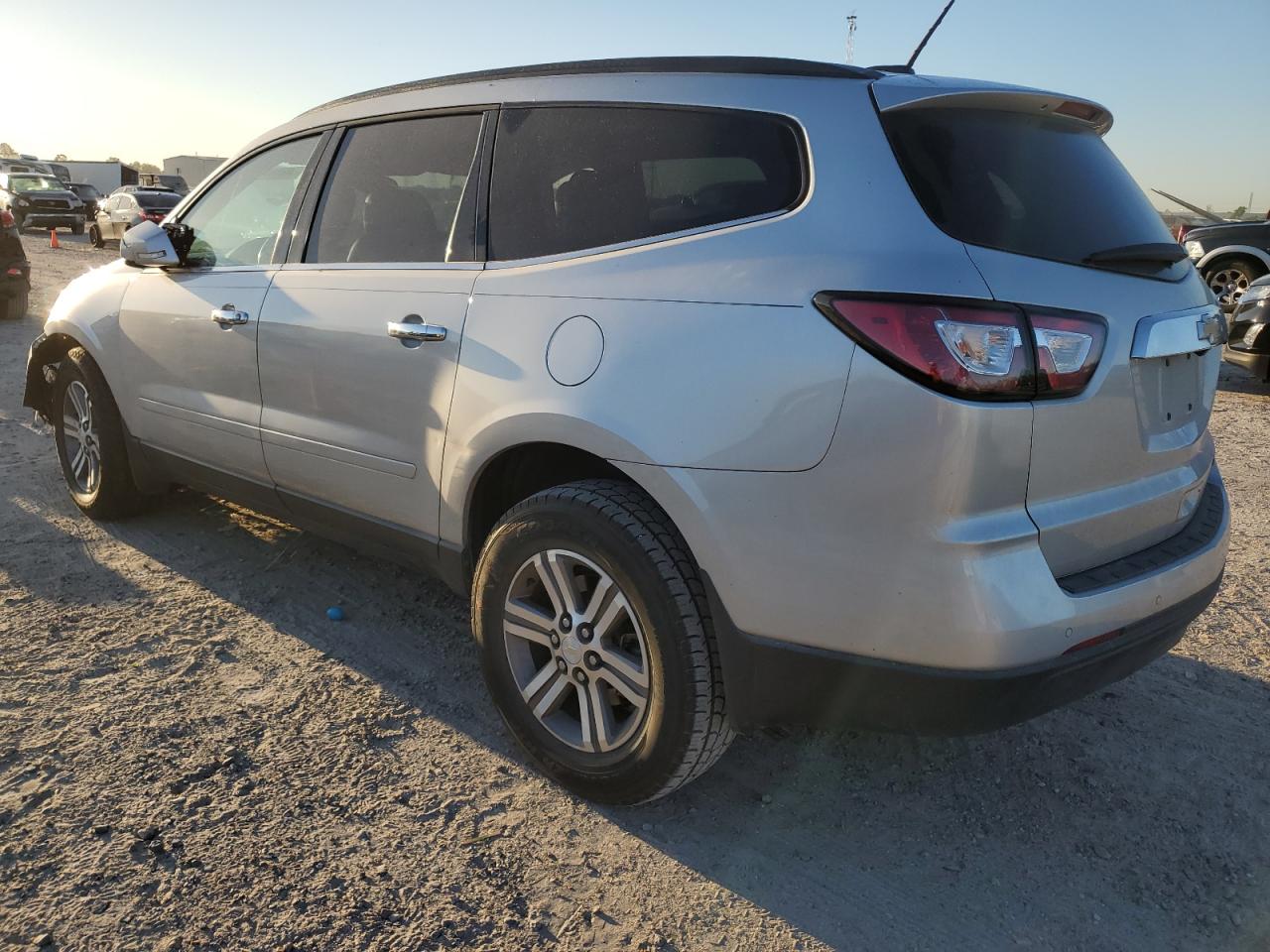 Photo 1 VIN: 1GNKRHKD7GJ184295 - CHEVROLET TRAVERSE 