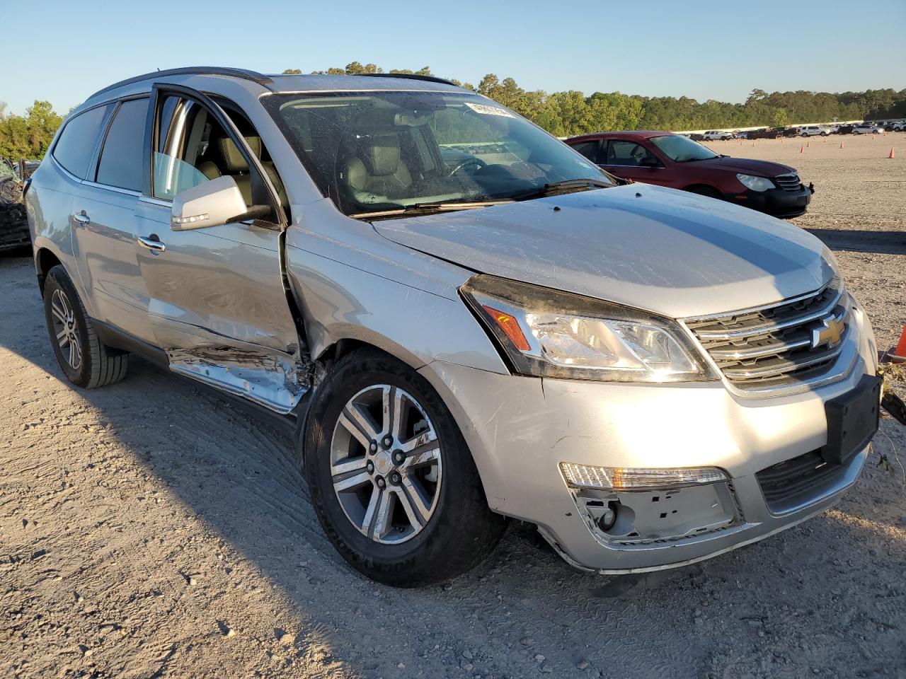 Photo 3 VIN: 1GNKRHKD7GJ184295 - CHEVROLET TRAVERSE 