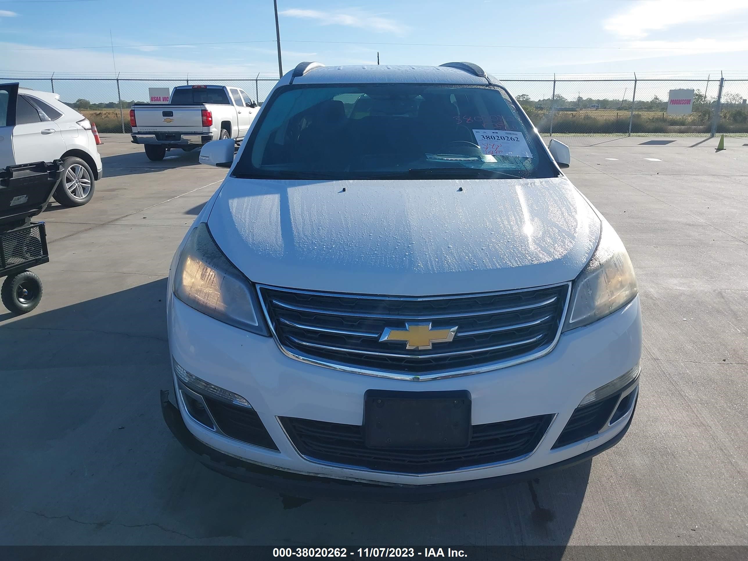 Photo 11 VIN: 1GNKRHKD8GJ206448 - CHEVROLET TRAVERSE 