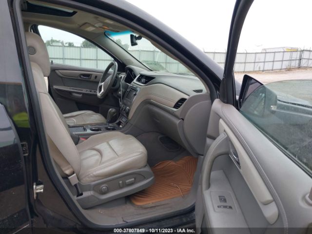 Photo 4 VIN: 1GNKRHKD9EJ215236 - CHEVROLET TRAVERSE 