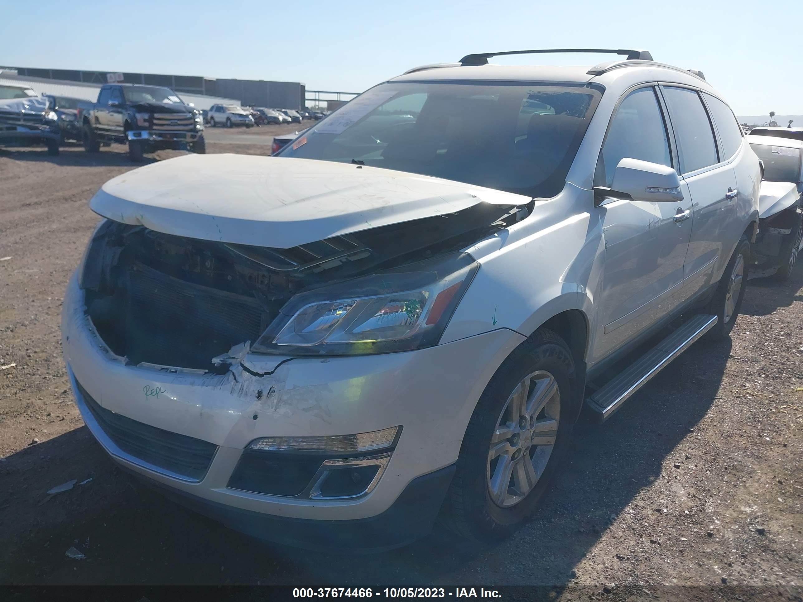 Photo 1 VIN: 1GNKRHKDXEJ221434 - CHEVROLET TRAVERSE 