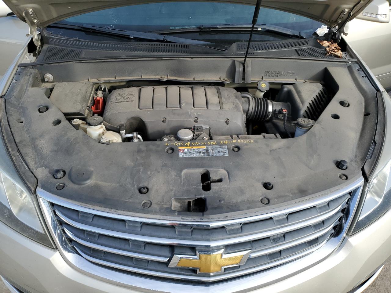 Photo 10 VIN: 1GNKRHKDXFJ159812 - CHEVROLET TRAVERSE 