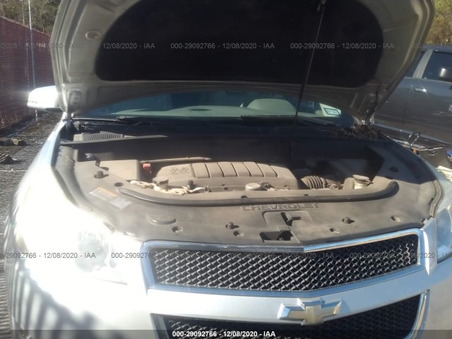 Photo 9 VIN: 1GNKRJED2BJ152835 - CHEVROLET TRAVERSE 