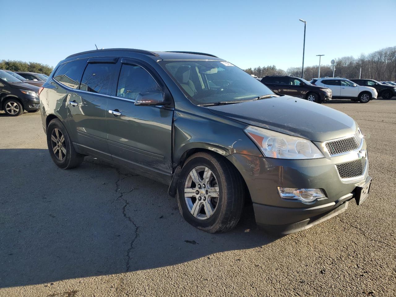 Photo 3 VIN: 1GNKRJED3BJ179154 - CHEVROLET TRAVERSE 