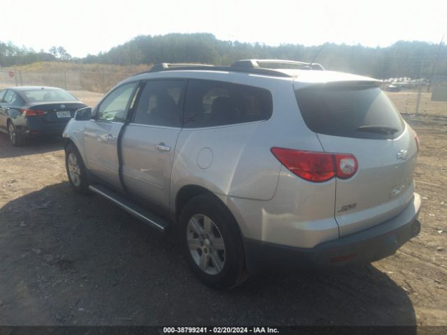 Photo 2 VIN: 1GNKRJED6BJ229402 - CHEVROLET TRAVERSE 