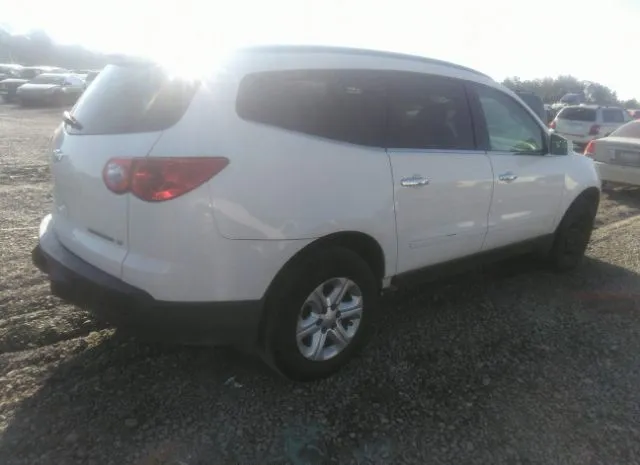 Photo 3 VIN: 1GNKRJED9CJ162697 - CHEVROLET TRAVERSE 