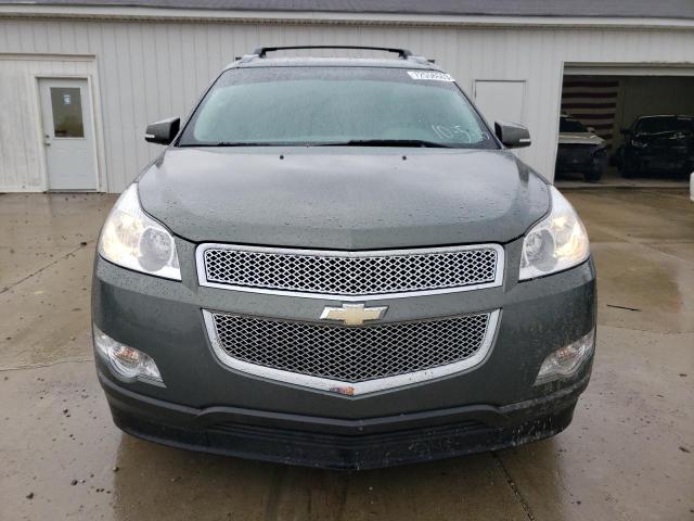 Photo 4 VIN: 1GNKRJEDXBJ140884 - CHEVROLET TRAVERSE 