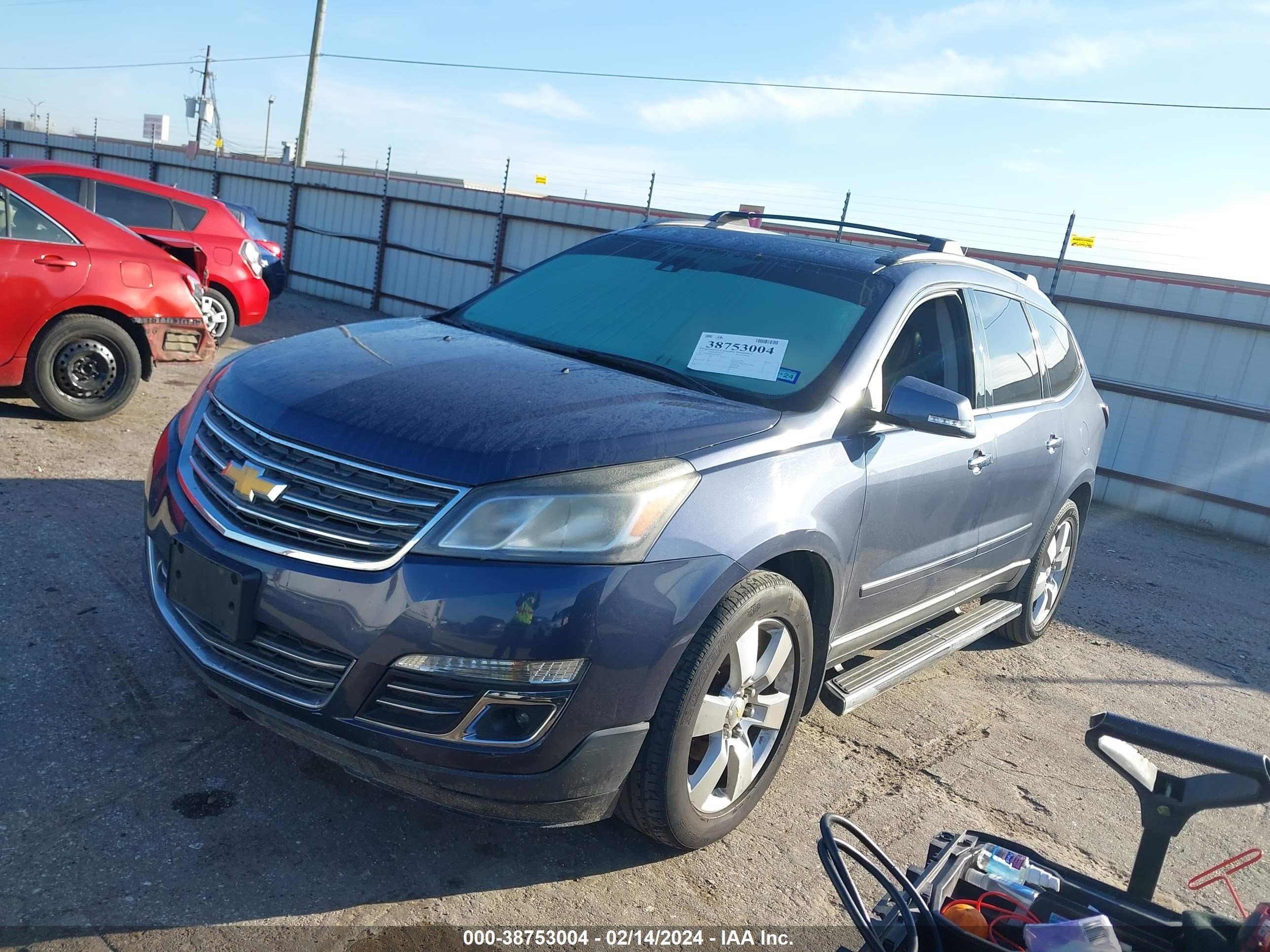 Photo 1 VIN: 1GNKRJKD2EJ188940 - CHEVROLET TRAVERSE 