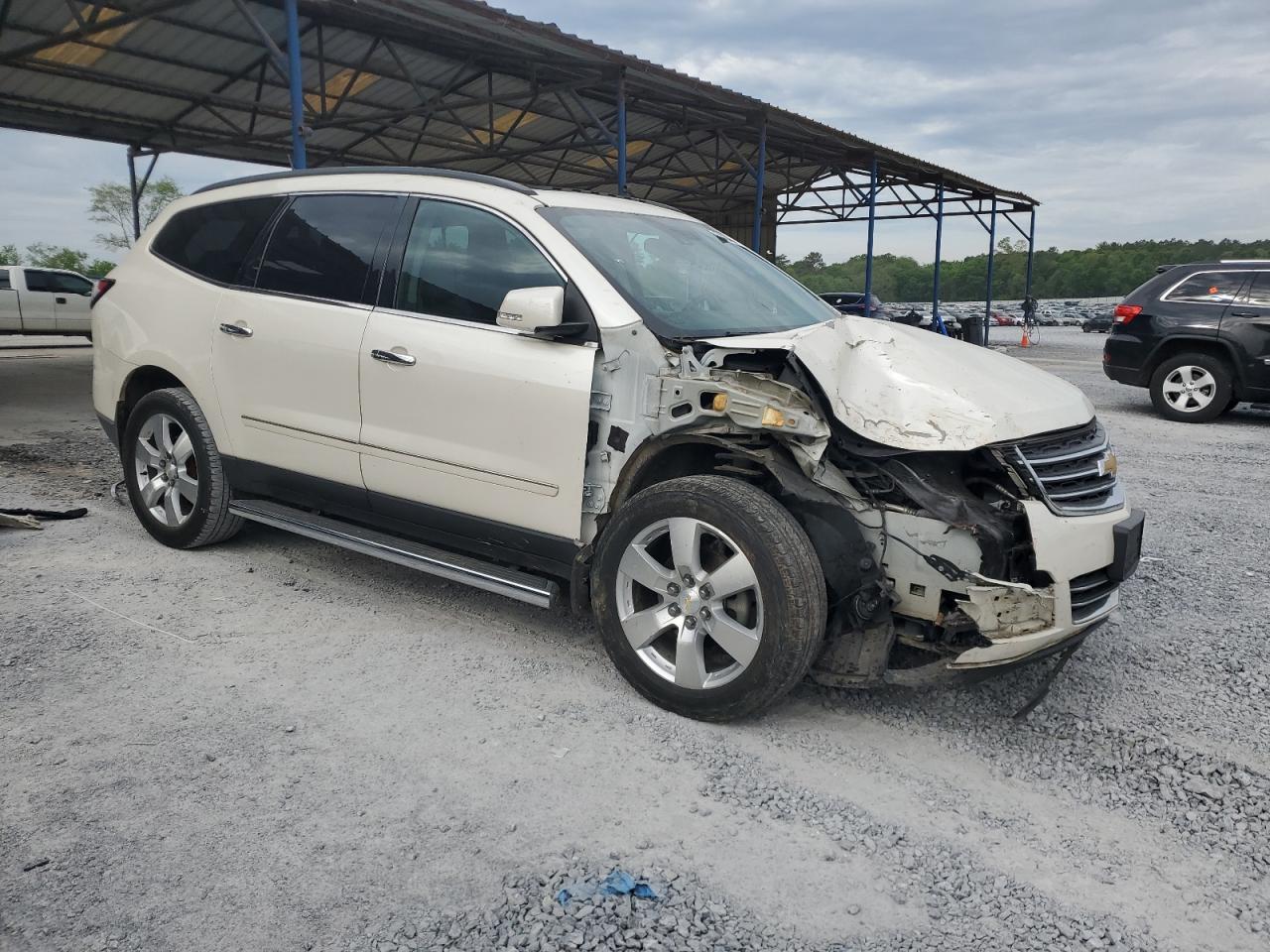 Photo 3 VIN: 1GNKRJKD2FJ126908 - CHEVROLET TRAVERSE 