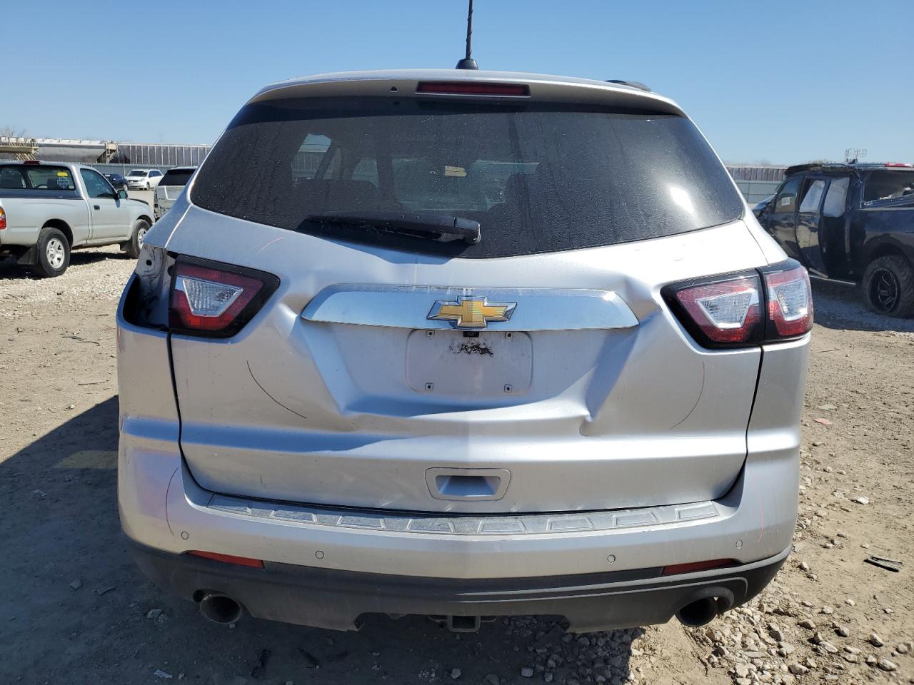 Photo 5 VIN: 1GNKRJKD2GJ263266 - CHEVROLET TRAVERSE 