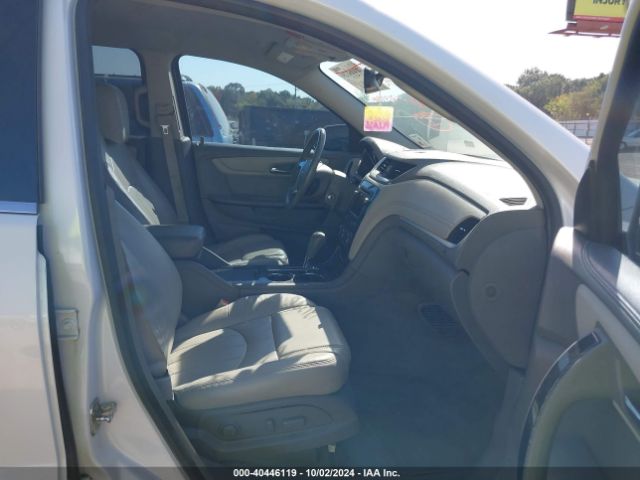 Photo 4 VIN: 1GNKRJKD3GJ178565 - CHEVROLET TRAVERSE 