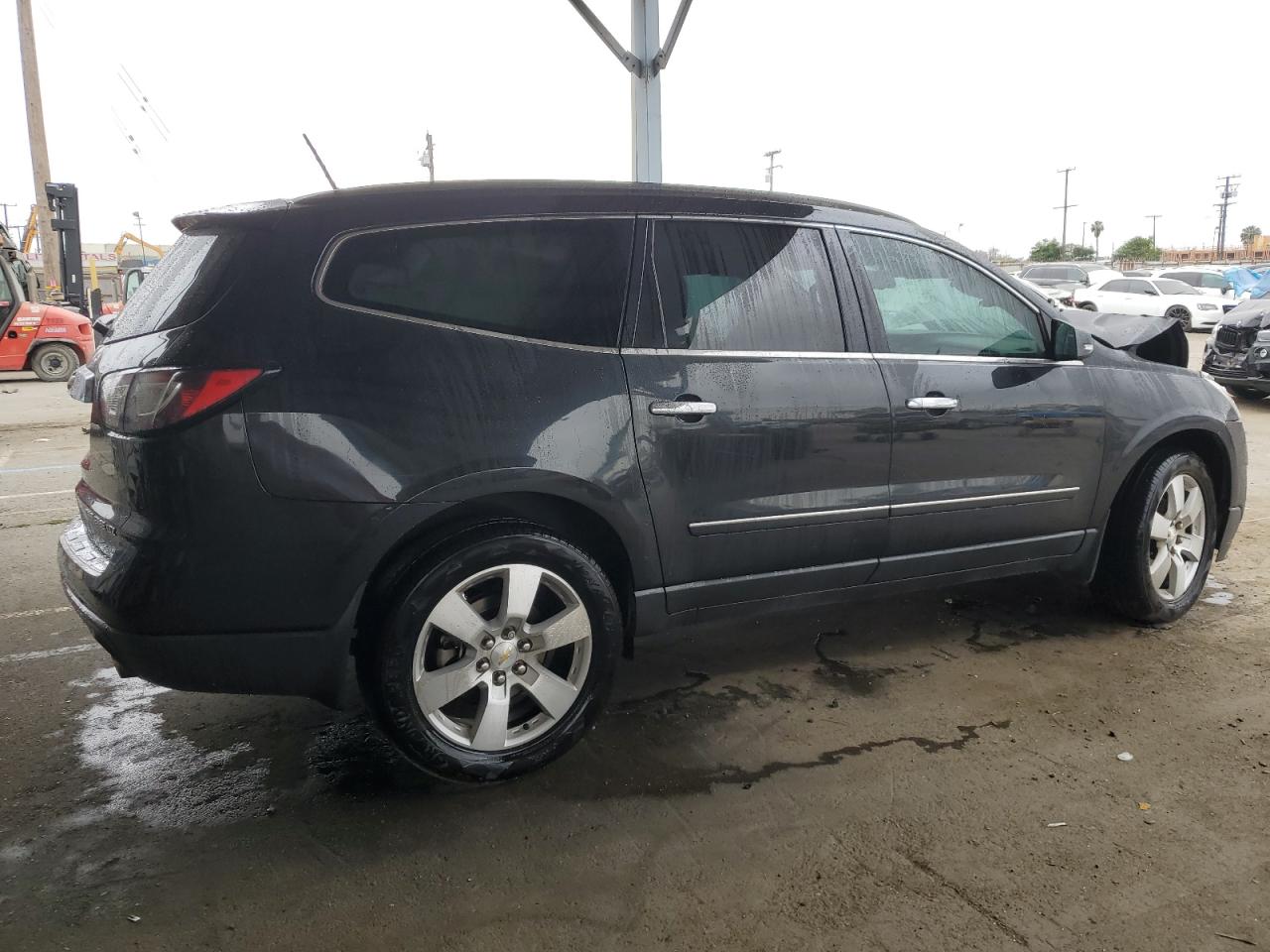 Photo 2 VIN: 1GNKRJKD5EJ270368 - CHEVROLET TRAVERSE 