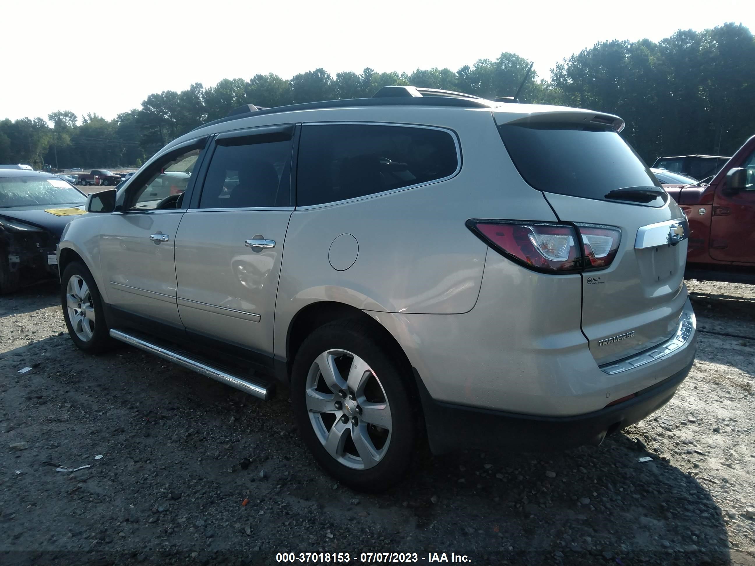 Photo 2 VIN: 1GNKRJKD6HJ235133 - CHEVROLET TRAVERSE 