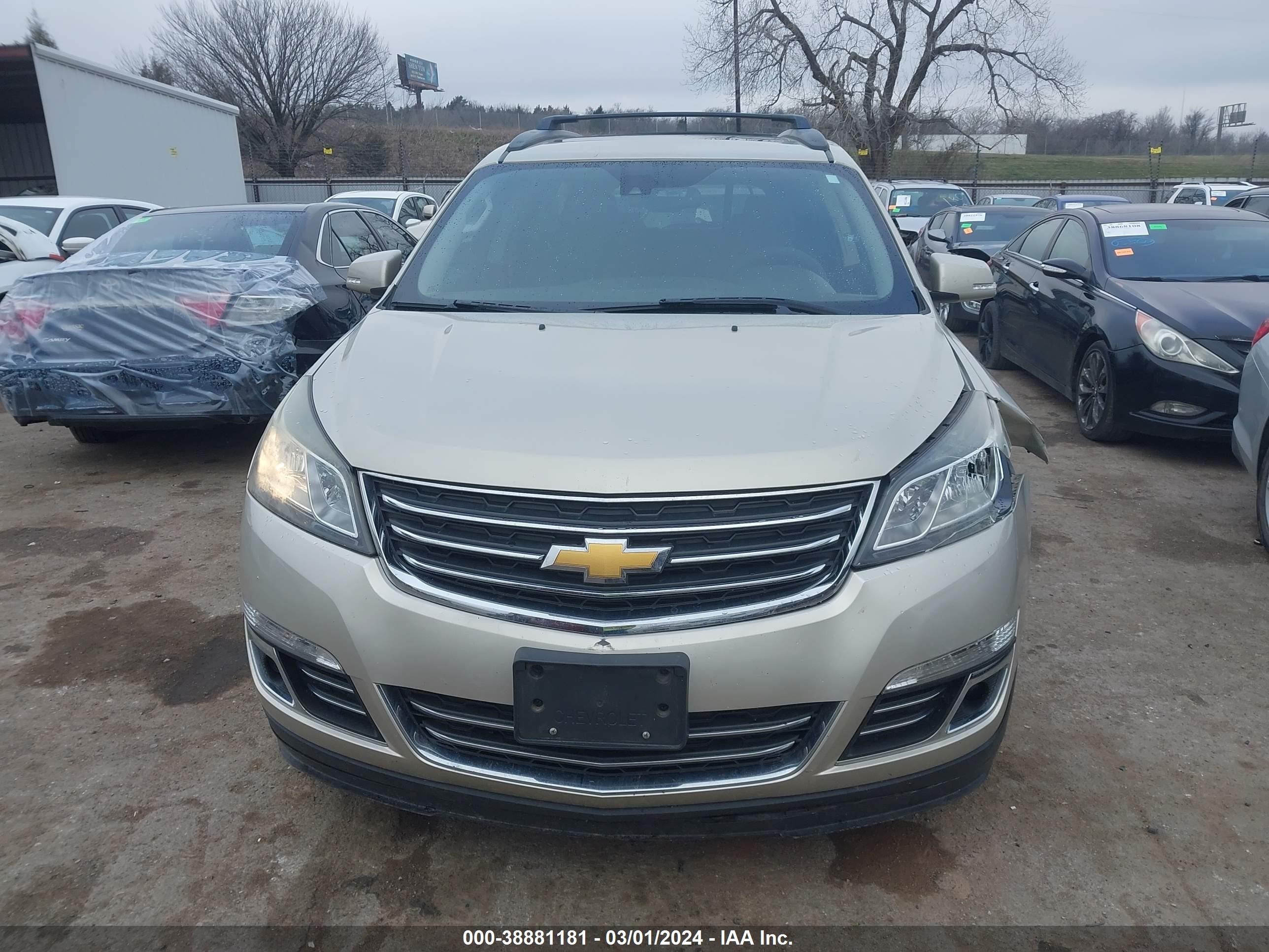 Photo 11 VIN: 1GNKRJKD8GJ307707 - CHEVROLET TRAVERSE 