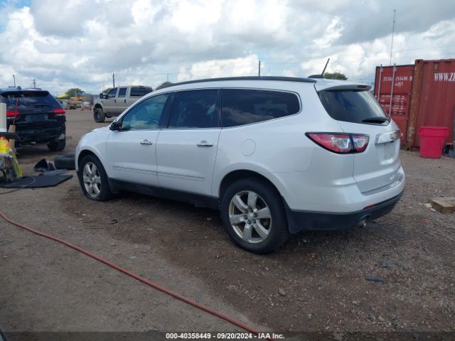 Photo 2 VIN: 1GNKRJKDXGJ303867 - CHEVROLET TRAVERSE 