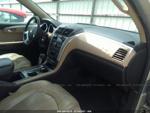 Photo 4 VIN: 1GNKRLED0BJ128013 - CHEVROLET TRAVERSE 