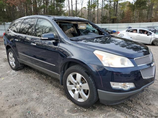 Photo 3 VIN: 1GNKRLED0CJ305919 - CHEVROLET TRAVERSE 