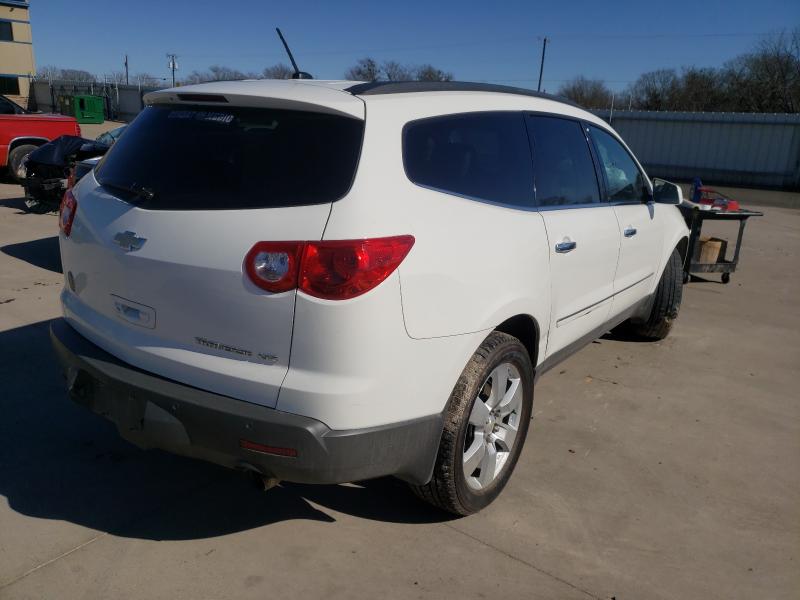 Photo 3 VIN: 1GNKRLED1CJ294946 - CHEVROLET TRAVERSE L 