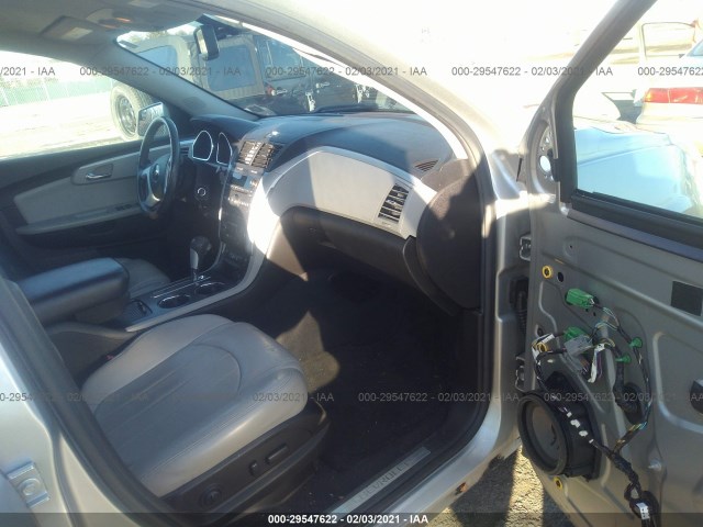 Photo 4 VIN: 1GNKRLED2BJ201169 - CHEVROLET TRAVERSE 