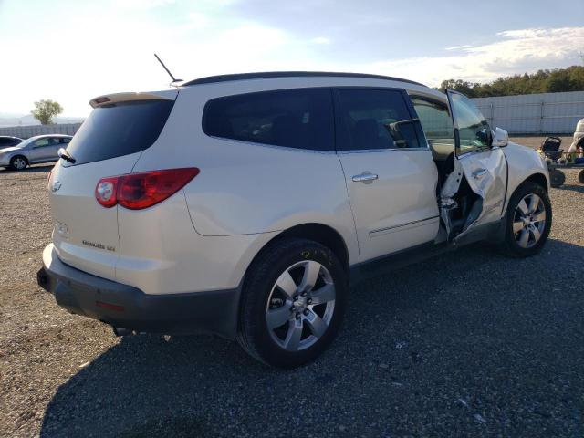 Photo 2 VIN: 1GNKRLED3BJ284529 - CHEVROLET TRAVERSE L 