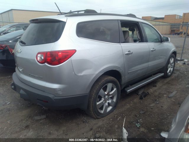 Photo 3 VIN: 1GNKRLED5BJ381103 - CHEVROLET TRAVERSE 