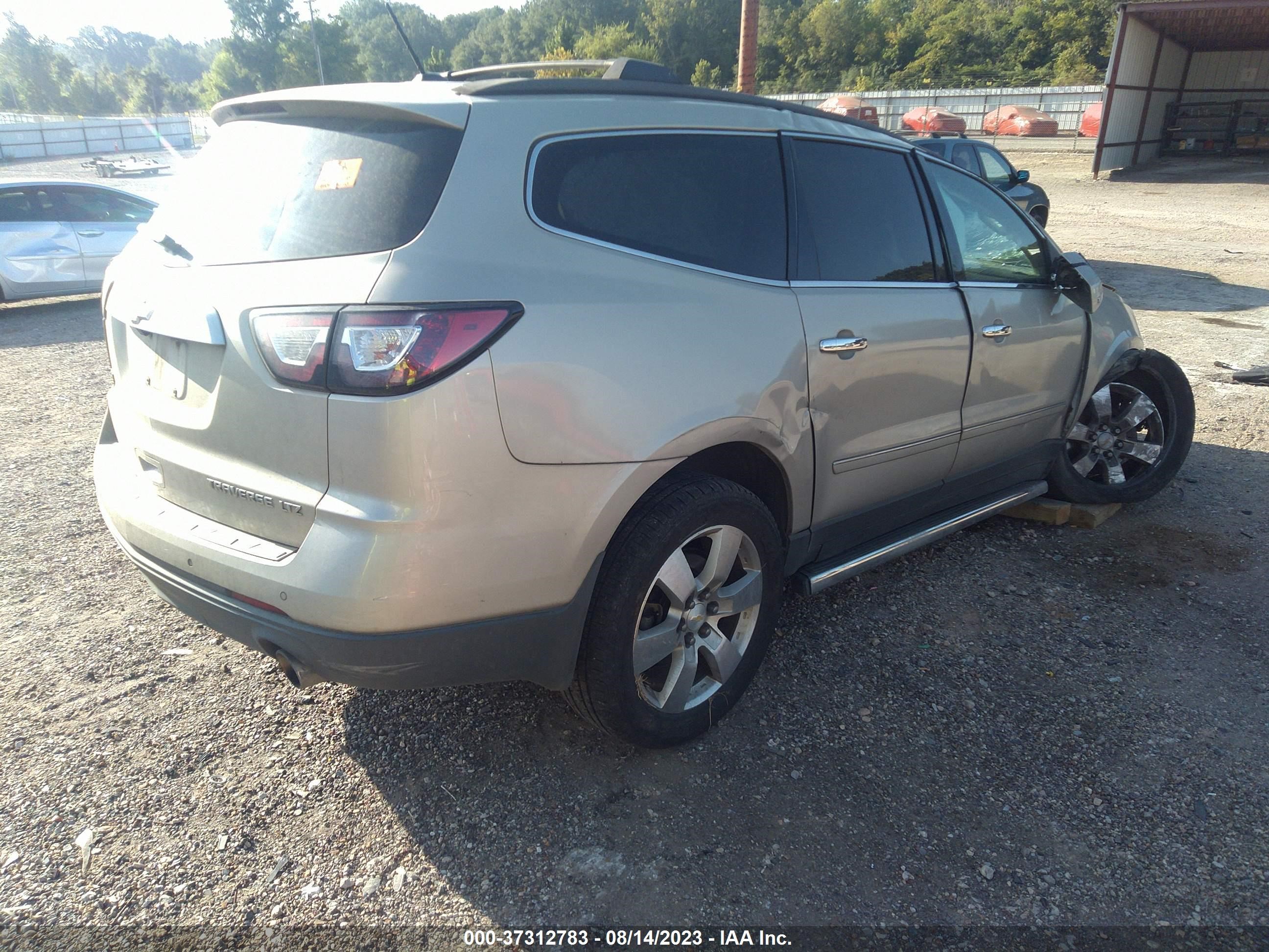 Photo 3 VIN: 1GNKRLKD8DJ206061 - CHEVROLET TRAVERSE 