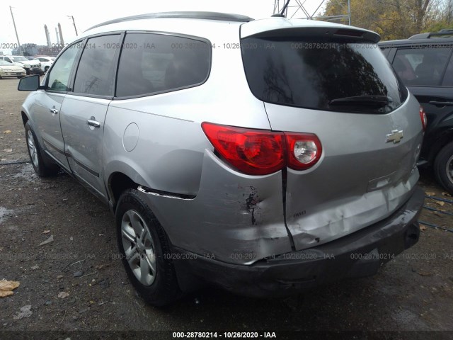 Photo 2 VIN: 1GNKVEED2BJ225589 - CHEVROLET TRAVERSE 