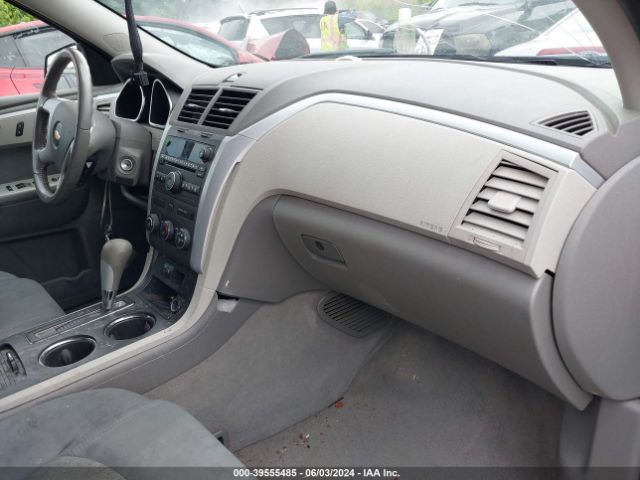 Photo 4 VIN: 1GNKVFED2BJ345172 - CHEVROLET TRAVERSE 