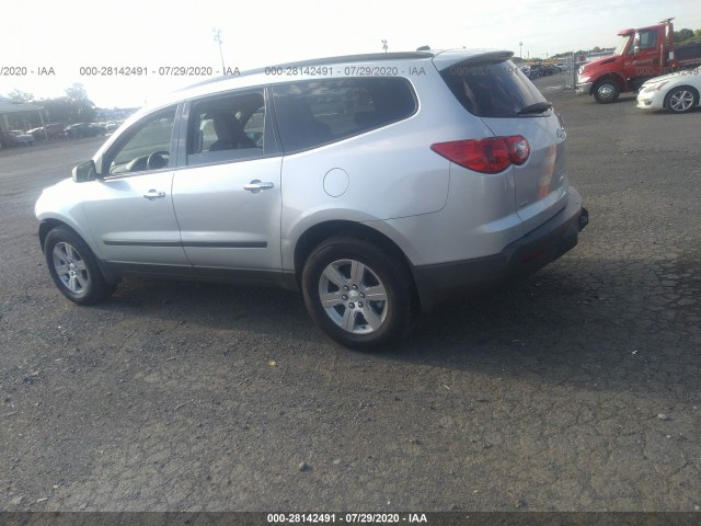 Photo 2 VIN: 1GNKVFED3CJ383639 - CHEVROLET TRAVERSE 