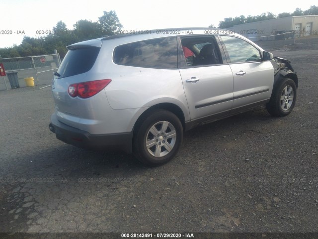 Photo 3 VIN: 1GNKVFED3CJ383639 - CHEVROLET TRAVERSE 